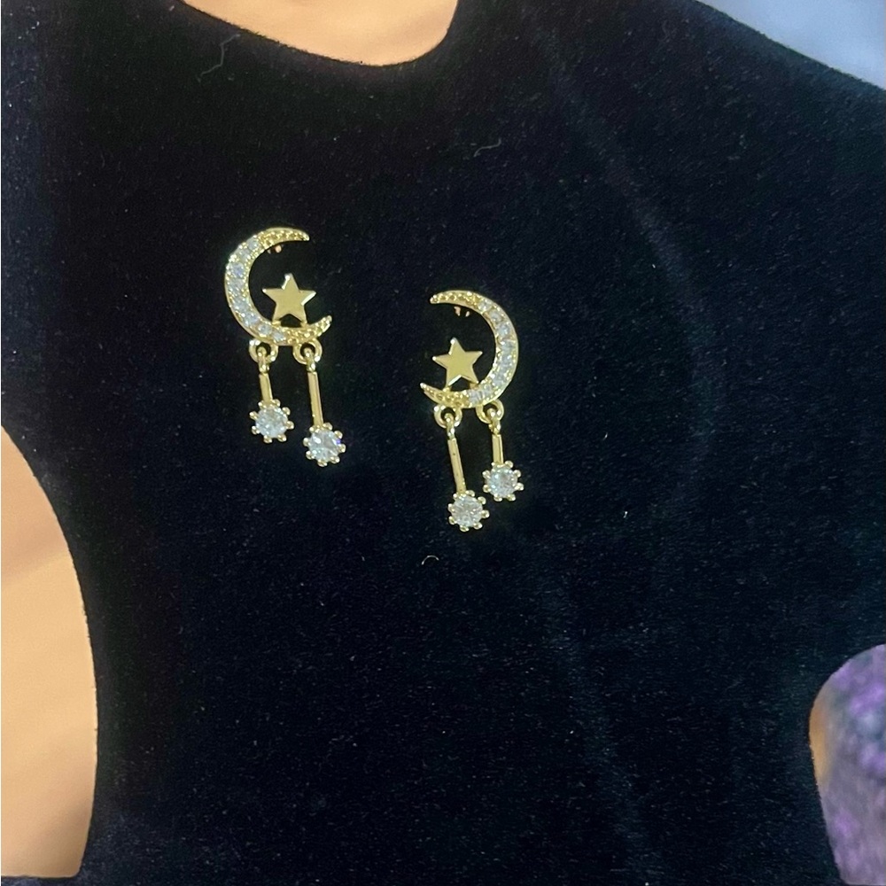 Gold Moon 🌙 & Star ⭐️ Earrings
